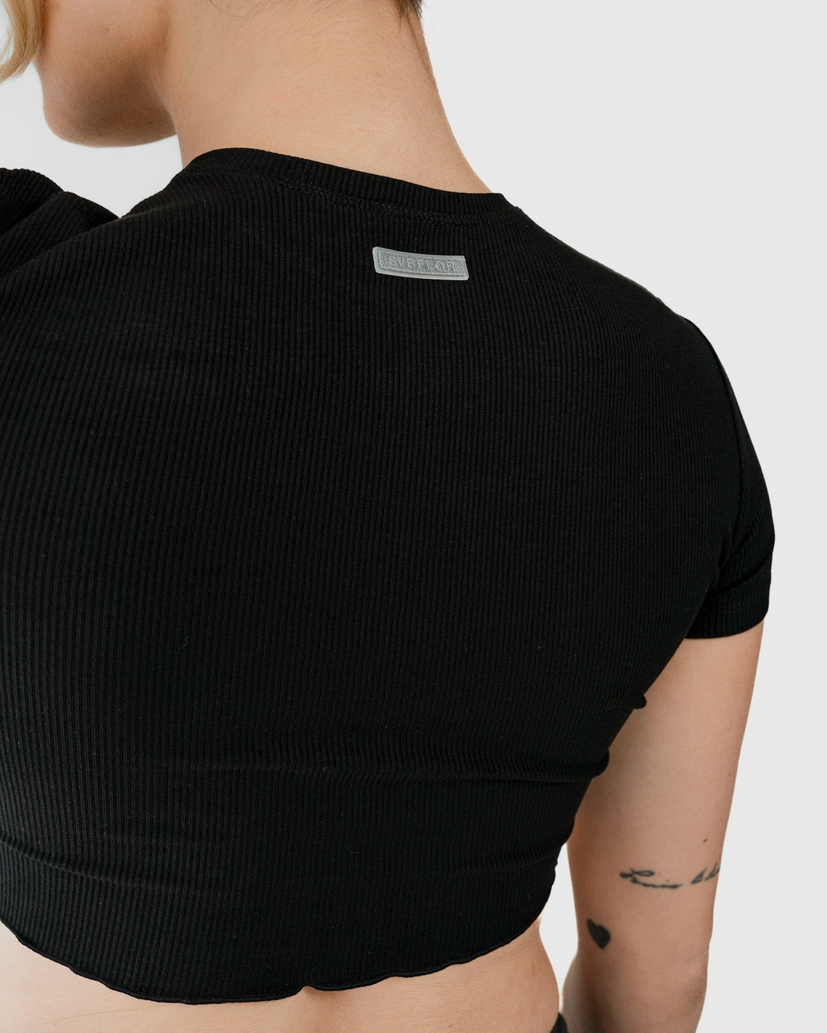 90s Baby Tee - Cloud Set Black - Pendo Store
