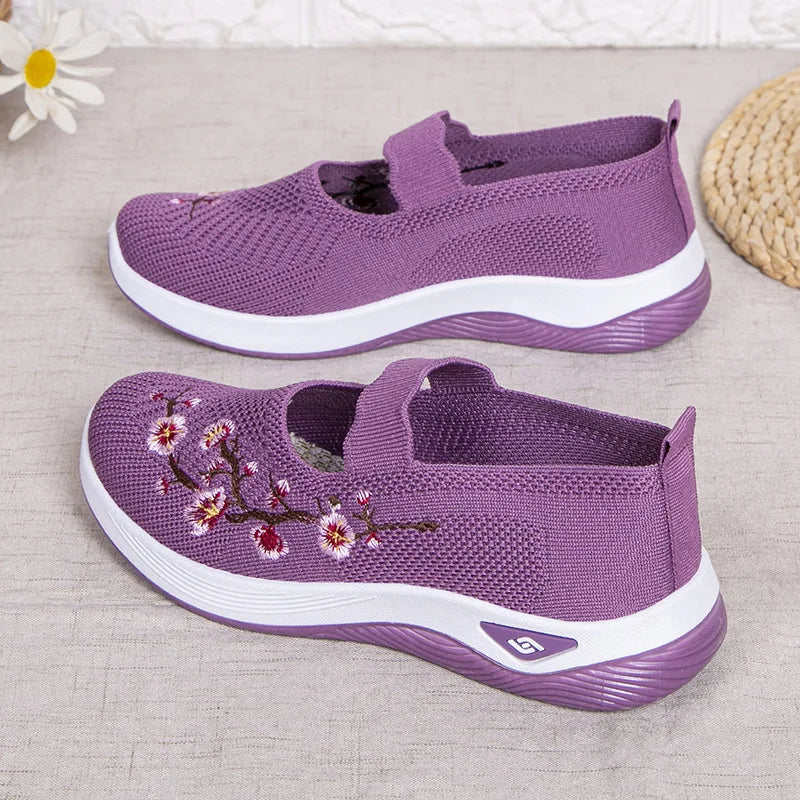 Women's Embroidered Chunky Sneakers