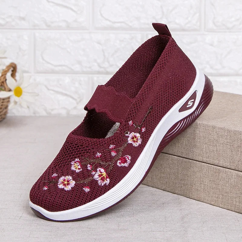 Women's Embroidered Chunky Sneakers