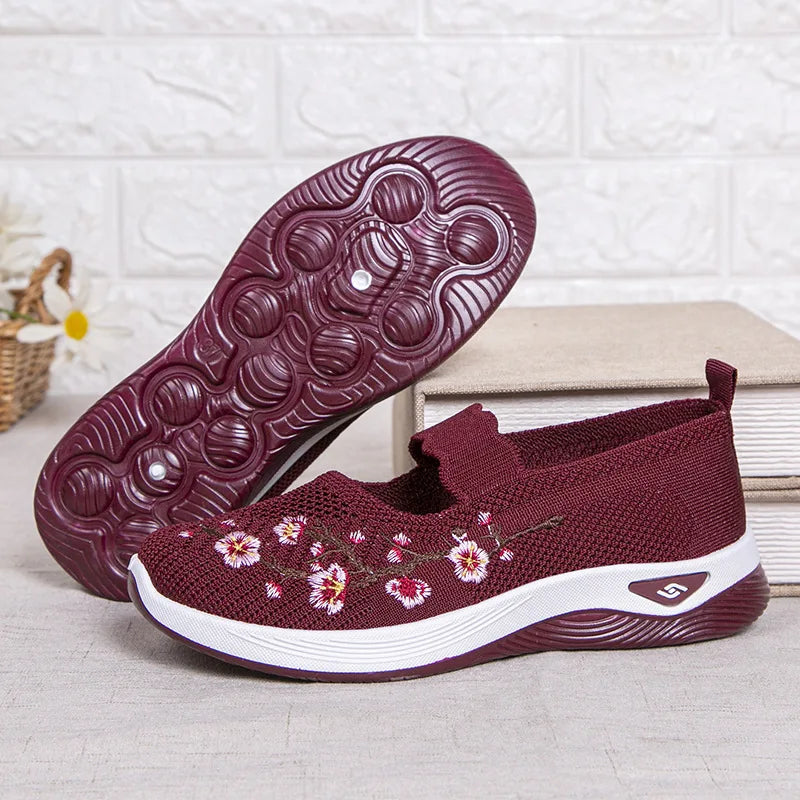 Women's Embroidered Chunky Sneakers