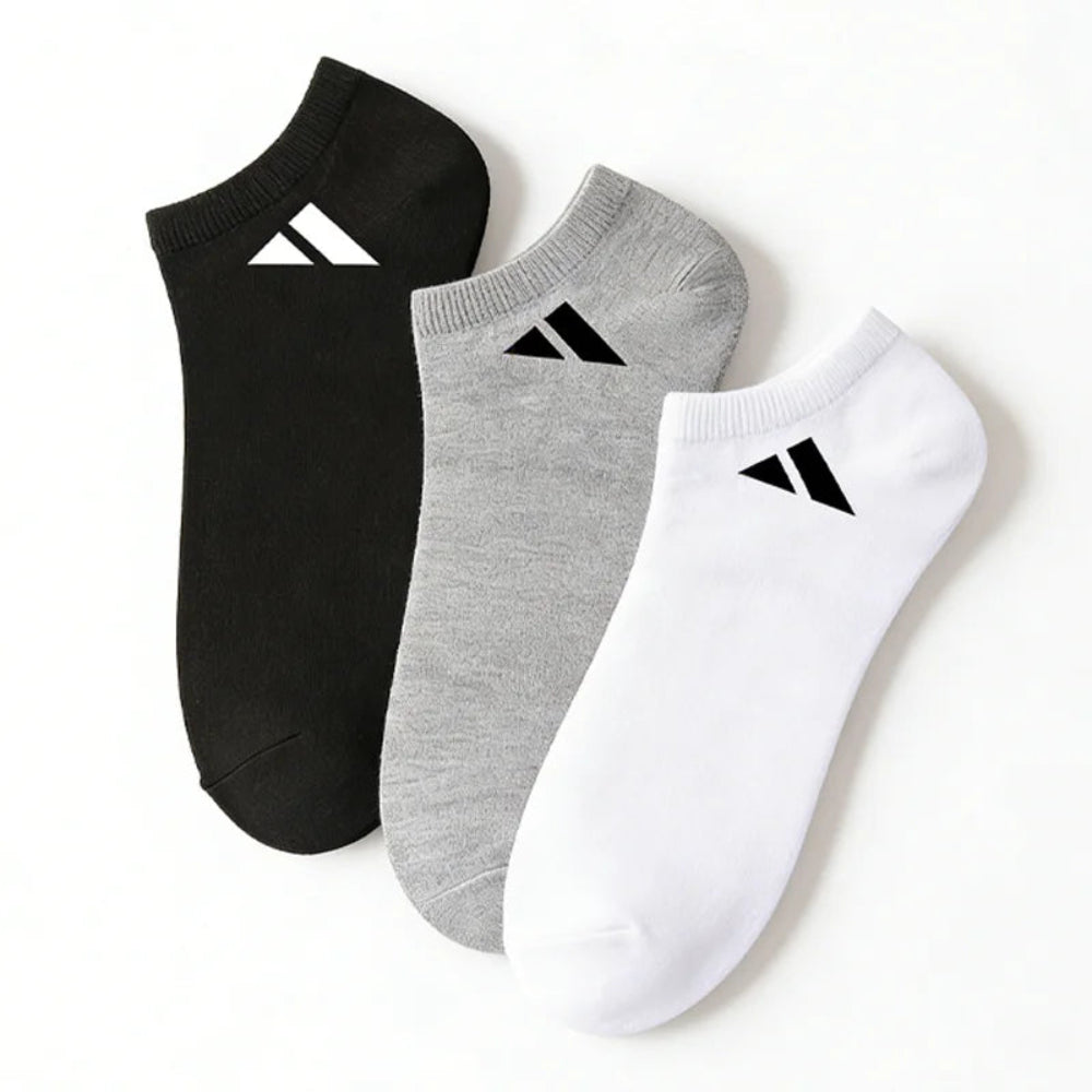 Three Pack Moisture Wicking Sports Socks