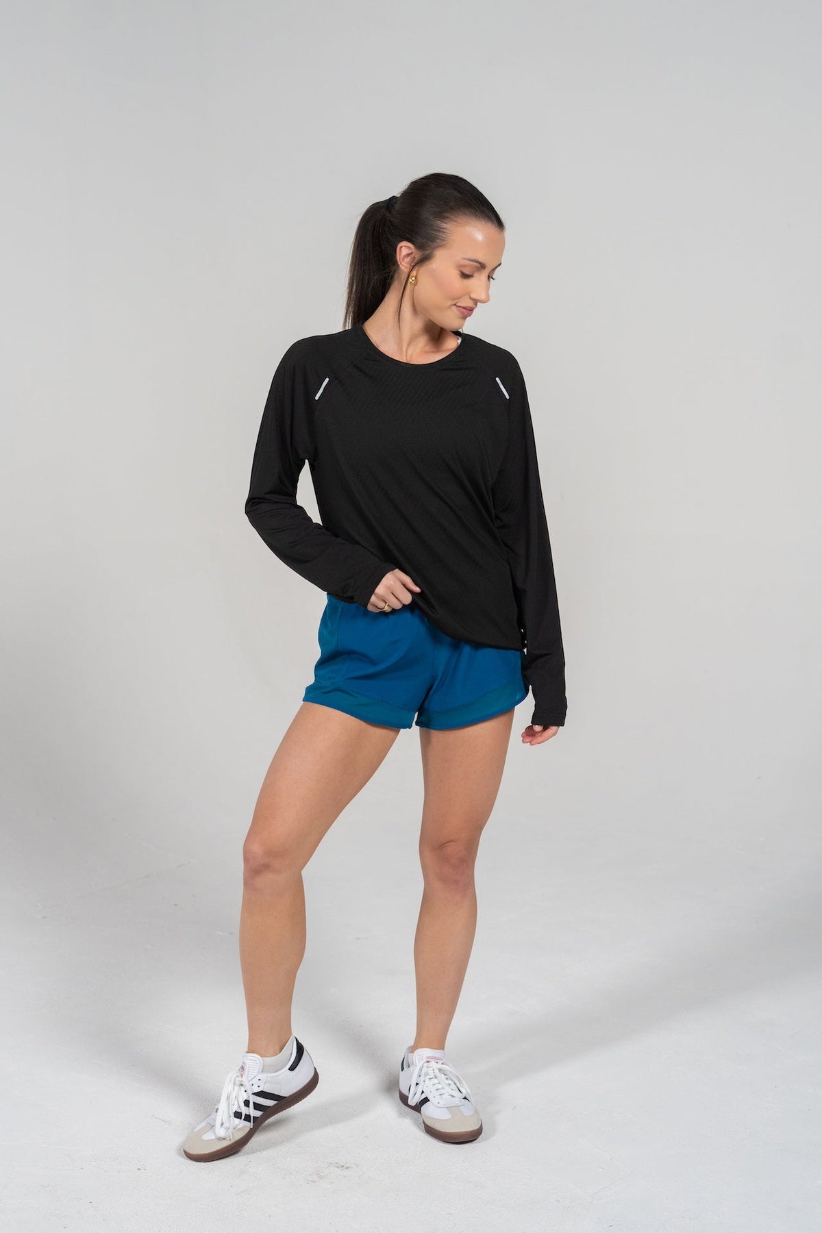 ALIVE unleashed long sleeve - Pendo Store