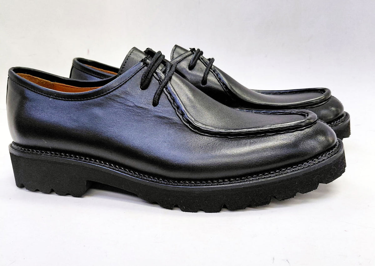 C Collection Calfskin Lace Up Shoe - Black - Pendo Store