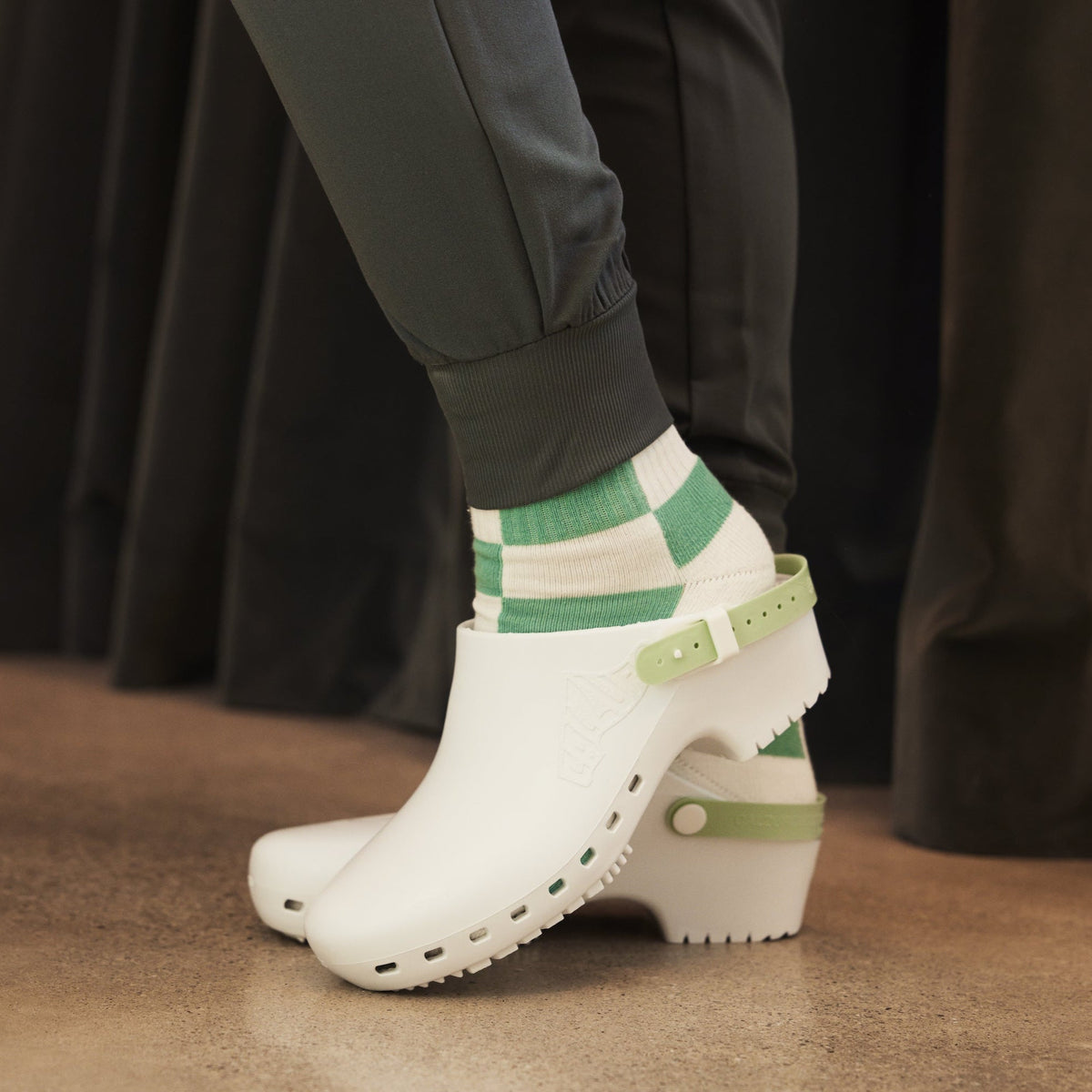 Calzuro Classic Without Holes White - Pendo Store