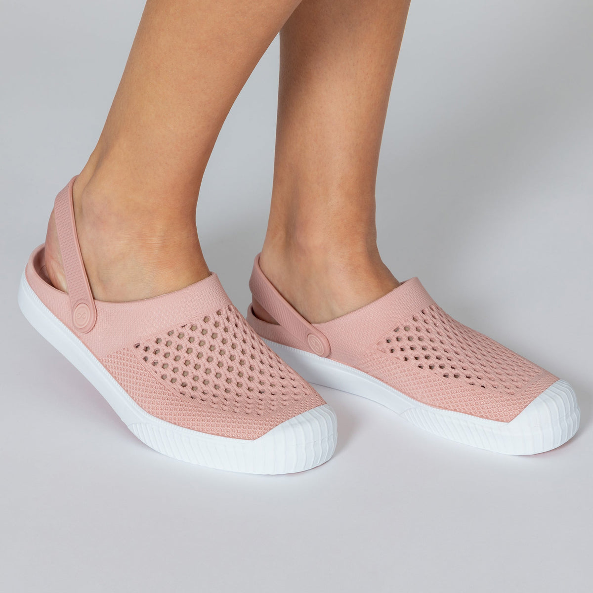 Casual Slip-On Clogs - Pendo Store