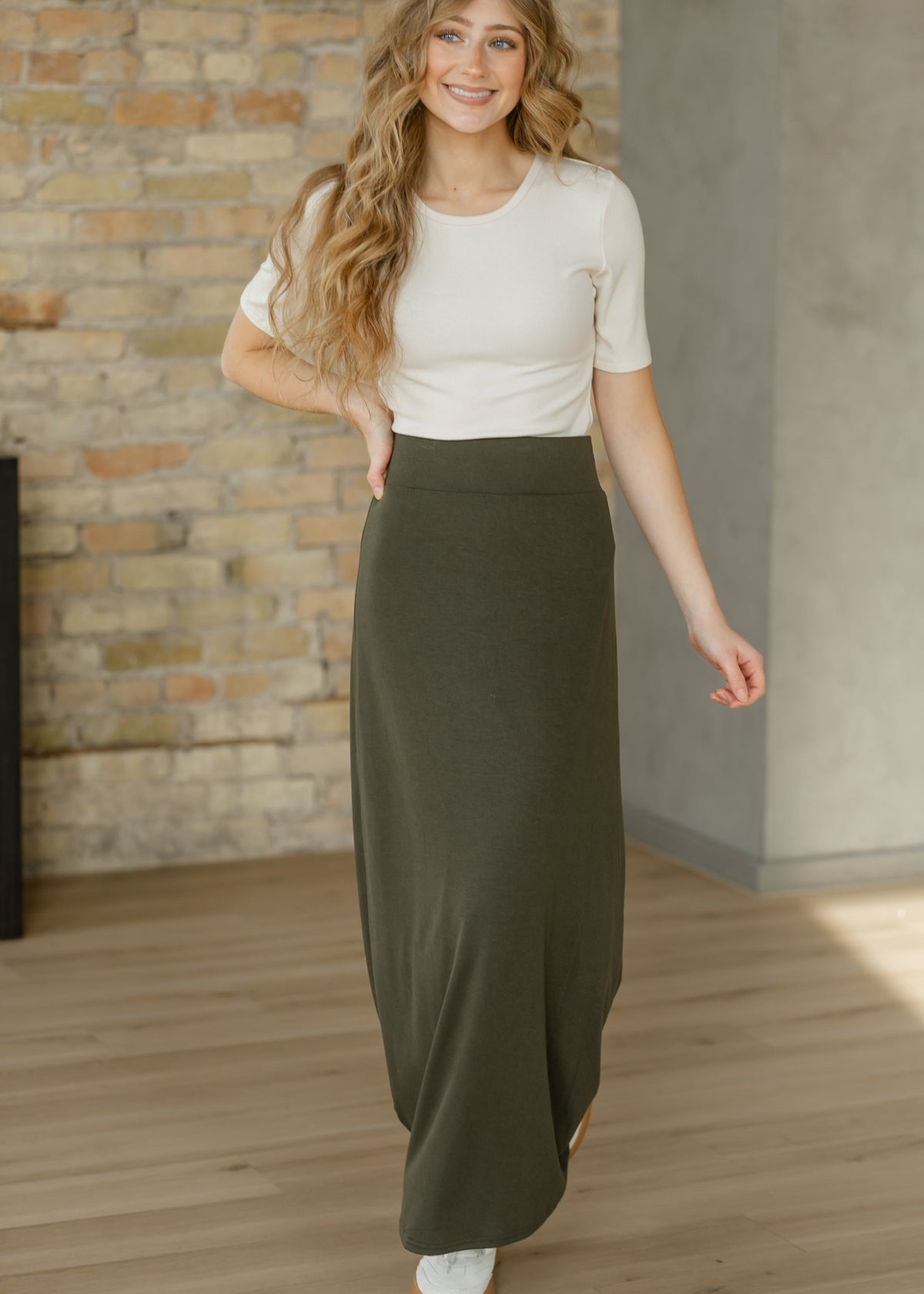 Clarise Olive Premium Knit Maxi Skirt - Pendo Store
