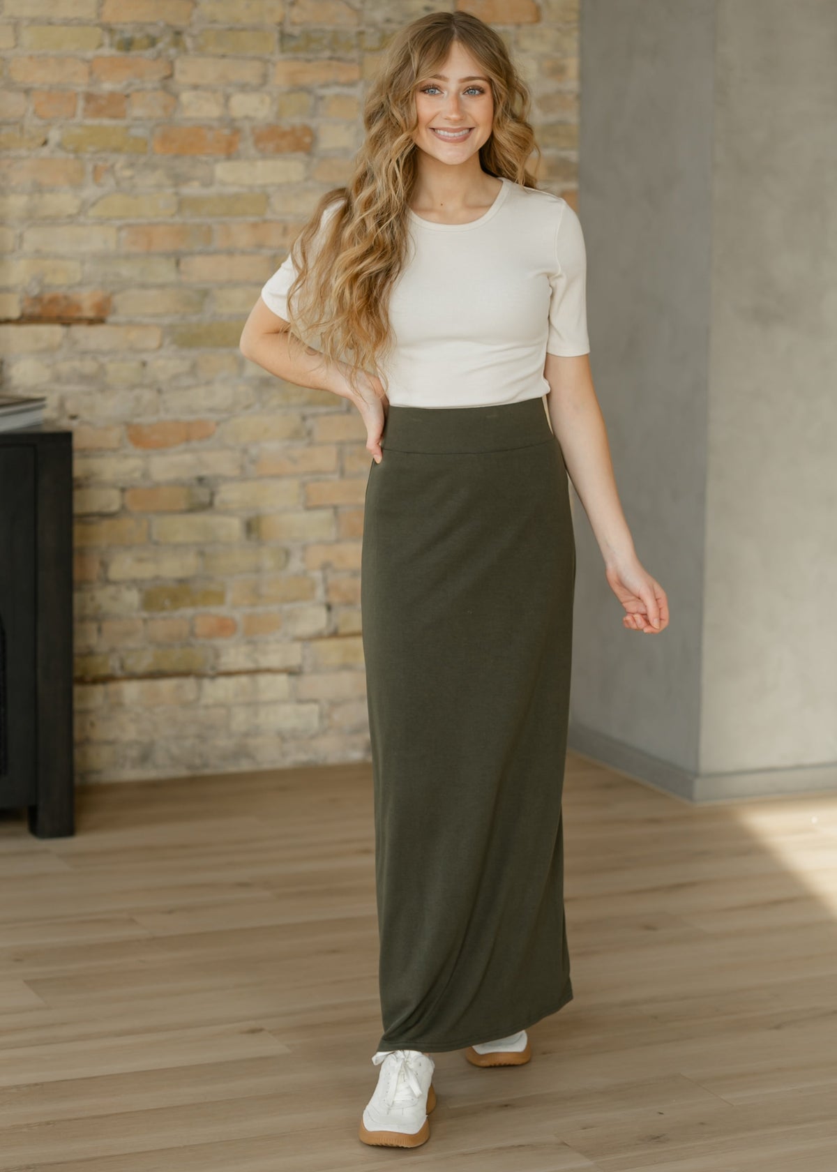 Clarise Olive Premium Knit Maxi Skirt - Pendo Store