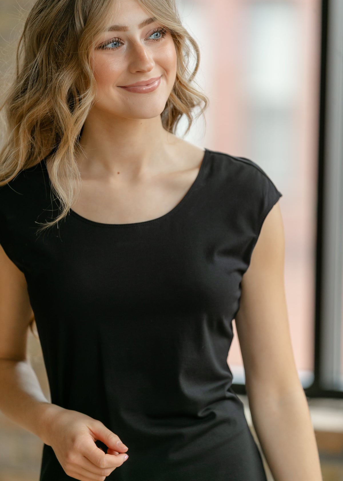 Classic Black Cap Sleeve Tank - Pendo Store
