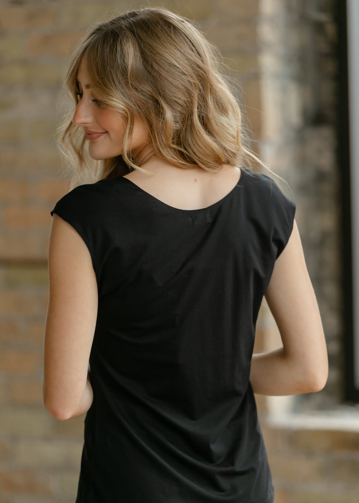 Classic Black Cap Sleeve Tank - Pendo Store