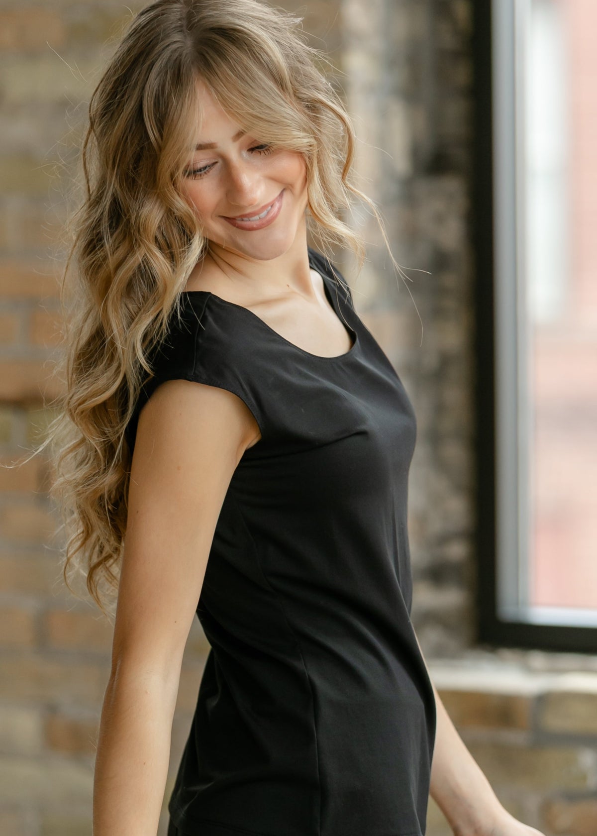 Classic Black Cap Sleeve Tank - Pendo Store