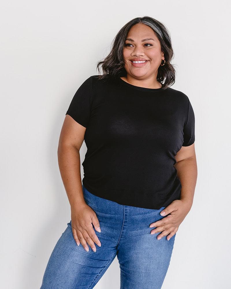 Crew Neck Boyfriend Full-Length - Layering Top - Pendo Store