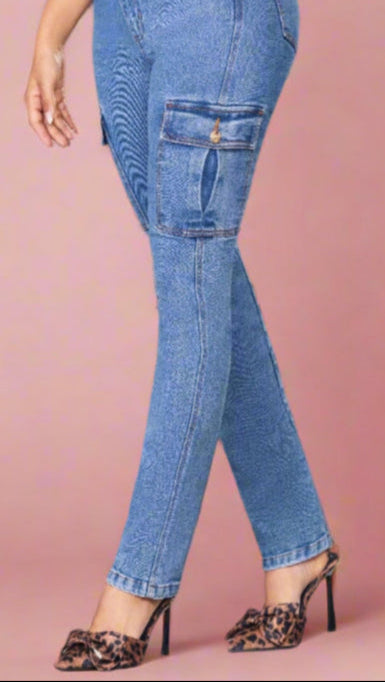 High-Rise Push Up Cargo Jeans