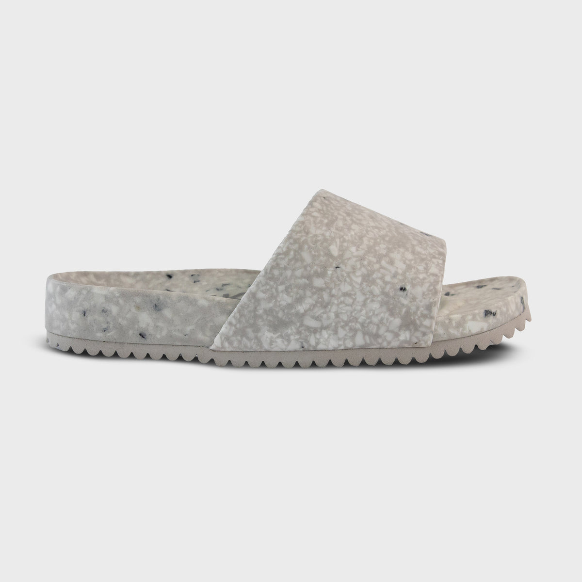 East Beach Slide - Cloudy Day - Pendo Store