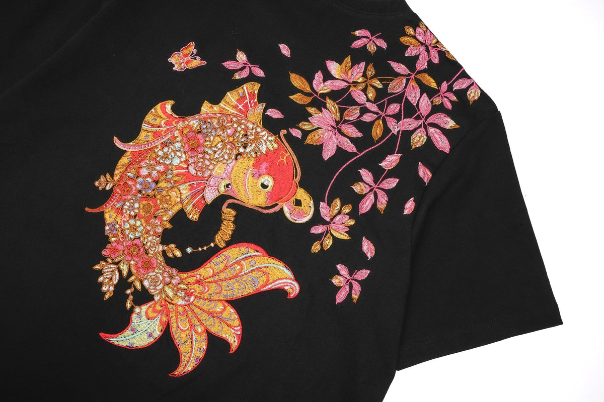 ET522 Gold Coin Koi Embroidered Tee - Pendo Store
