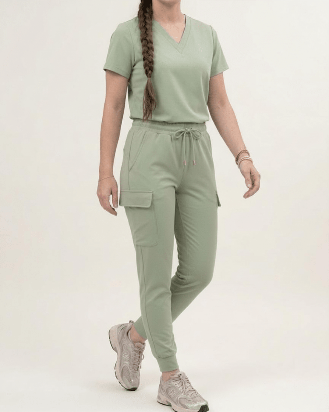 Fitted V-Neck Scrub Top - Pendo Store
