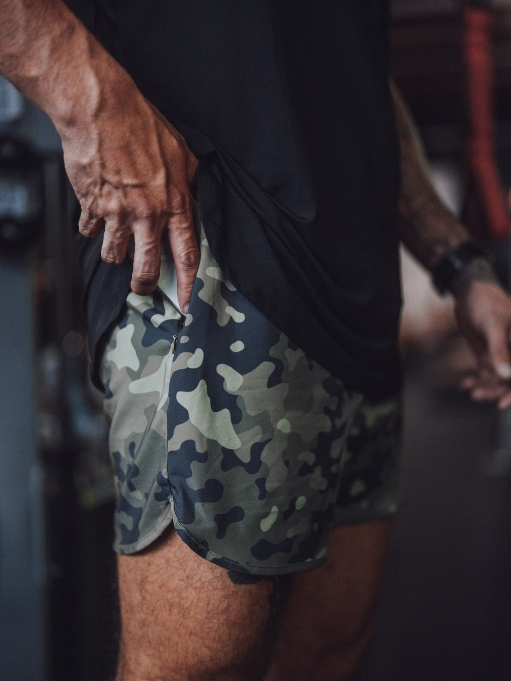 MEN'S | HYBRID SHORT : EVERGREEN CAMO - Pendo Store