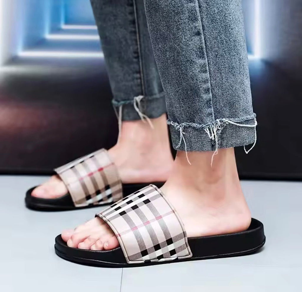 Men’s Lightweight Beach Sandals (Breathable Quick-Dry Slides) - Pendo Store