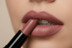 Long-Wear Hydrating Matte Lipstick – Vegan