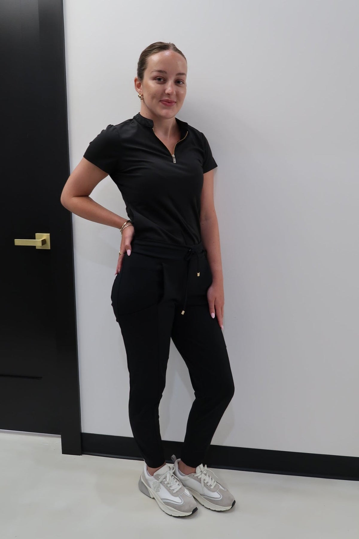 Women's Black Low Waisted Scrub Joggers - Pendo Store