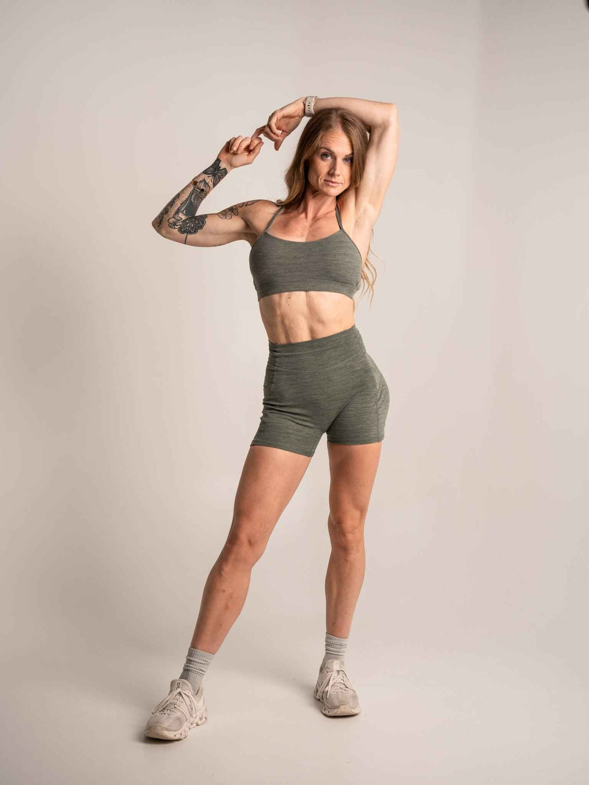 WOMEN'S | DEBUT SPORTS BRA : IVY - Pendo Store
