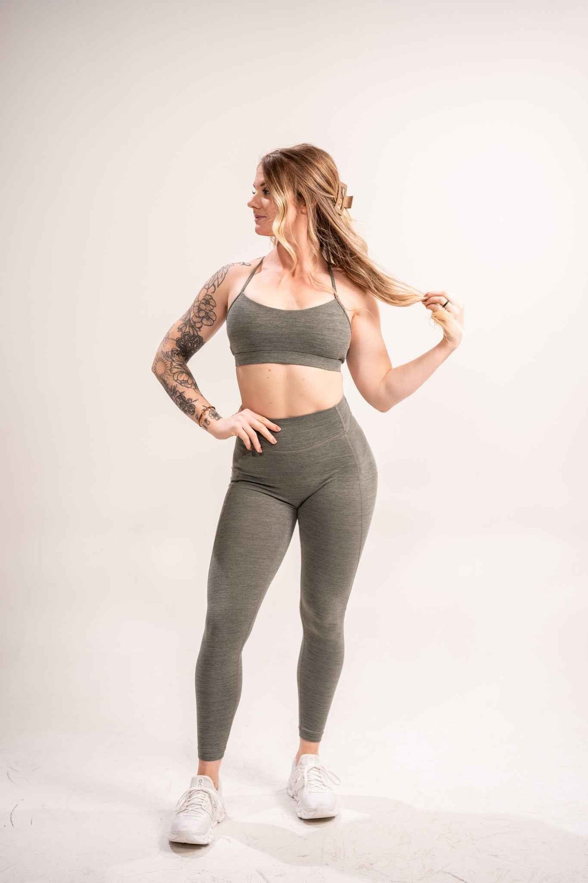 WOMEN'S | DEBUT SPORTS BRA : IVY - Pendo Store