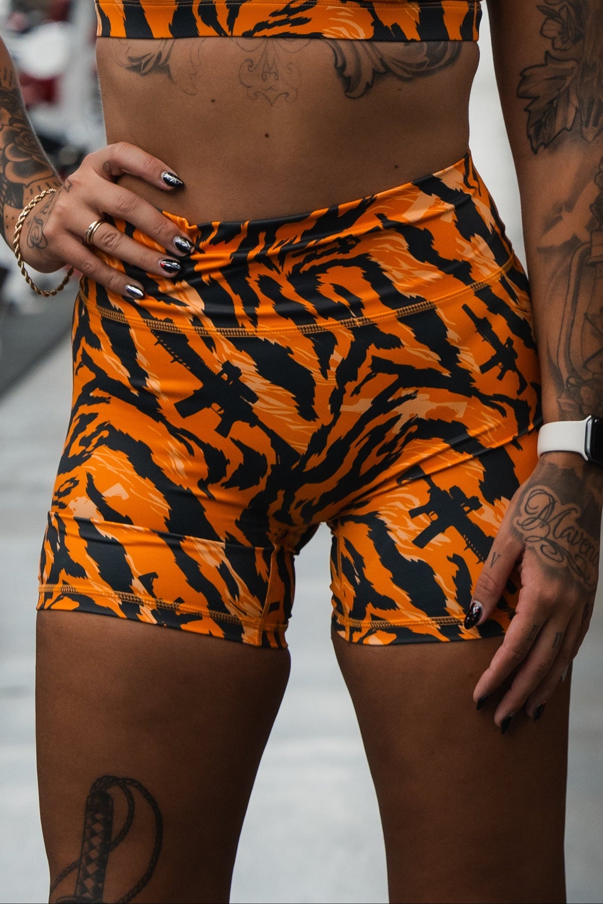 Women's High-Waisted Seamless Front Compression Training Shorts | Tiger Snipe - Pendo Store