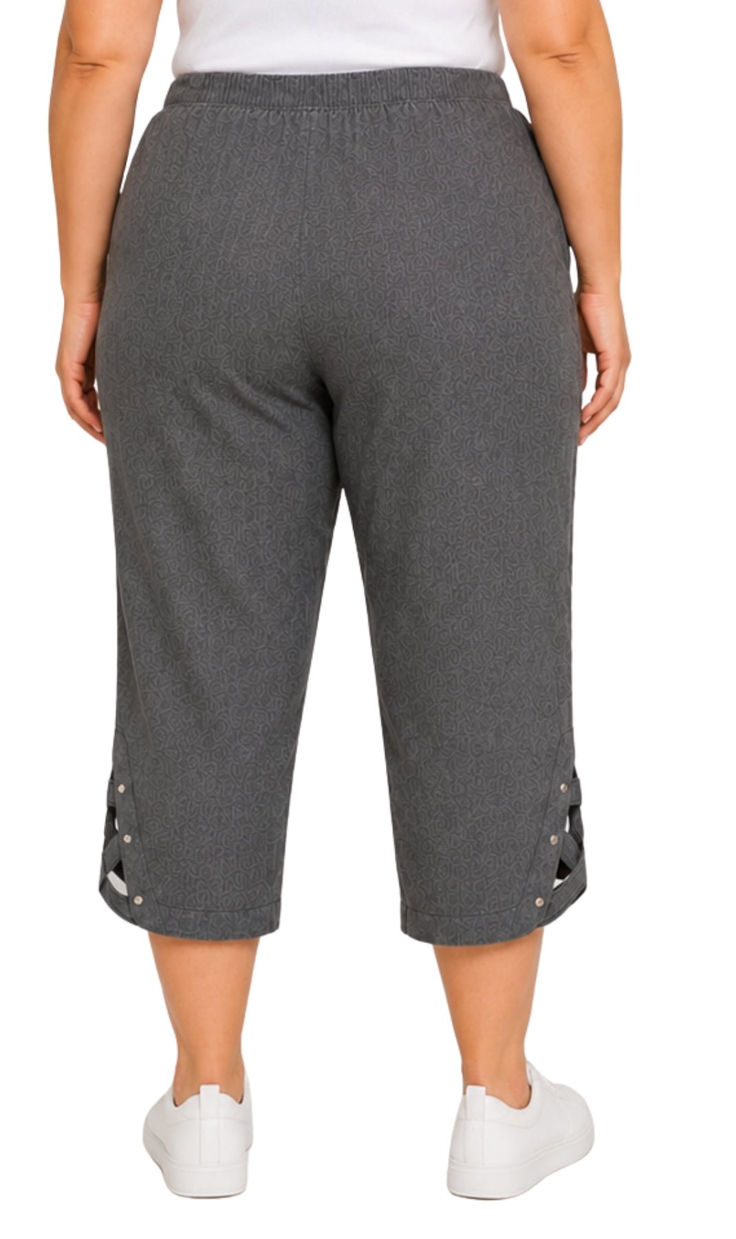 Women's Lightweight Capri Pants with Studded Hem Detail - Pendo Store